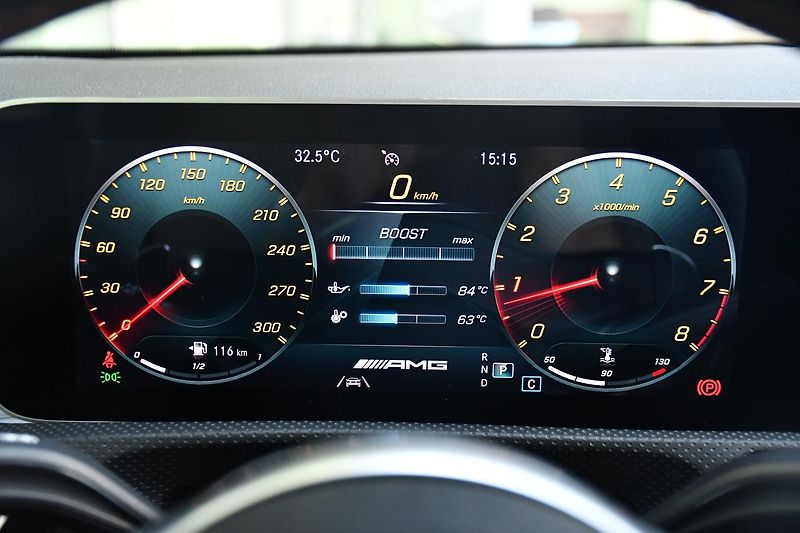 Mercedes-Benz Třídy A 45S AMG 4MATIC+PPF - fotka 31 z 59