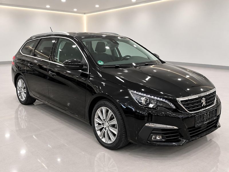 Peugeot 308 (2021) - fotka 2 z 24