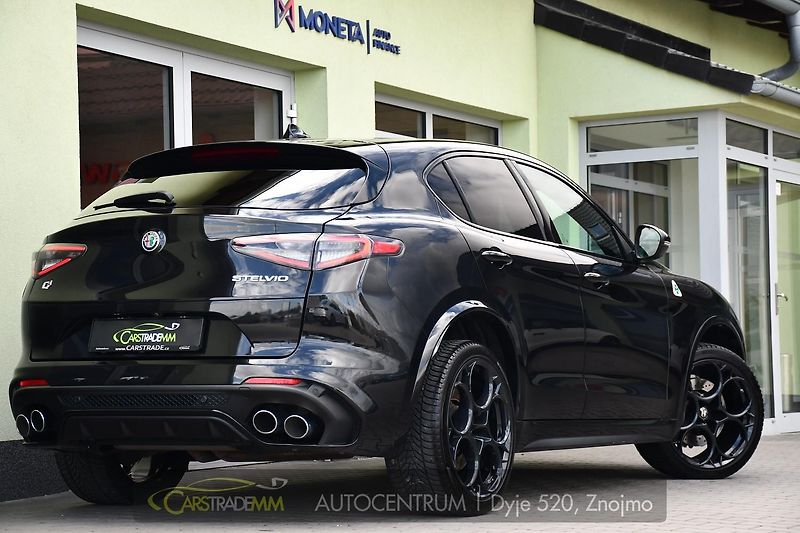 Alfa Romeo Stelvio 2.9V6 Bi-T.382 kW QUADRIFOGLIO - fotka 5 z 55