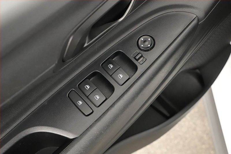 Hyundai i20 (2022) N Line 1.0 T-GDI, ČR,1.maj - fotka 15 z 15