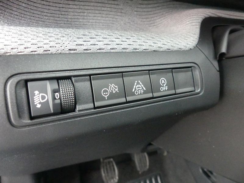 Citroën C3 (2026) MAX Turbo 100k Manual  - fotka 20 z 22