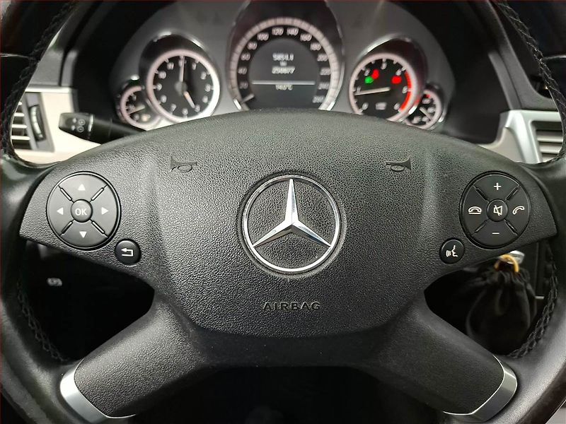 Mercedes-Benz Třídy E (2010) Avantgarde E 220 CDI, Navi - fotka 16 z 19