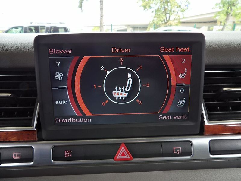 Audi A8 4.0TDI V8 Exclusive ČR - fotka 10 z 32