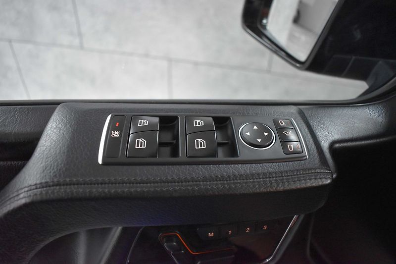Mercedes-Benz Třídy G 350d TAŽNÉ*EXCLUSIVE*ALCANTARA - fotka 15 z 42