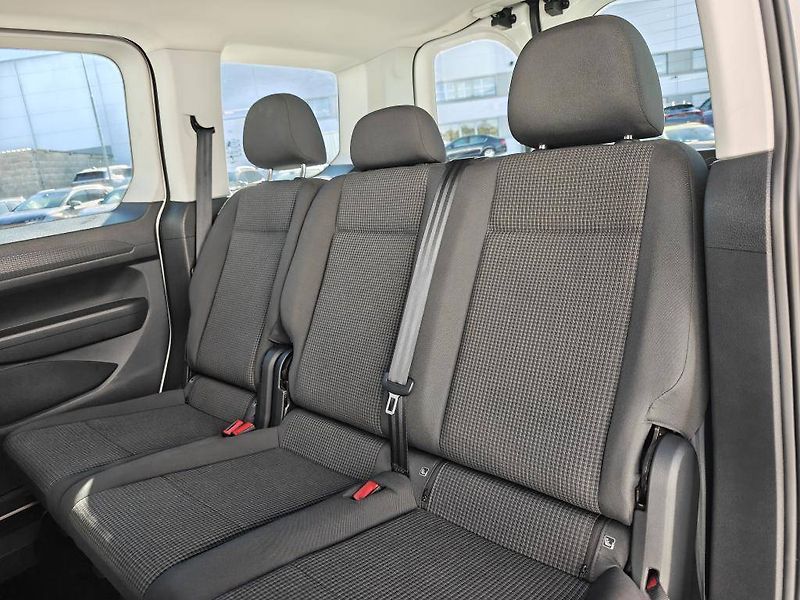 Volkswagen Caddy 6G 1,5TSI - fotka 8 z 21