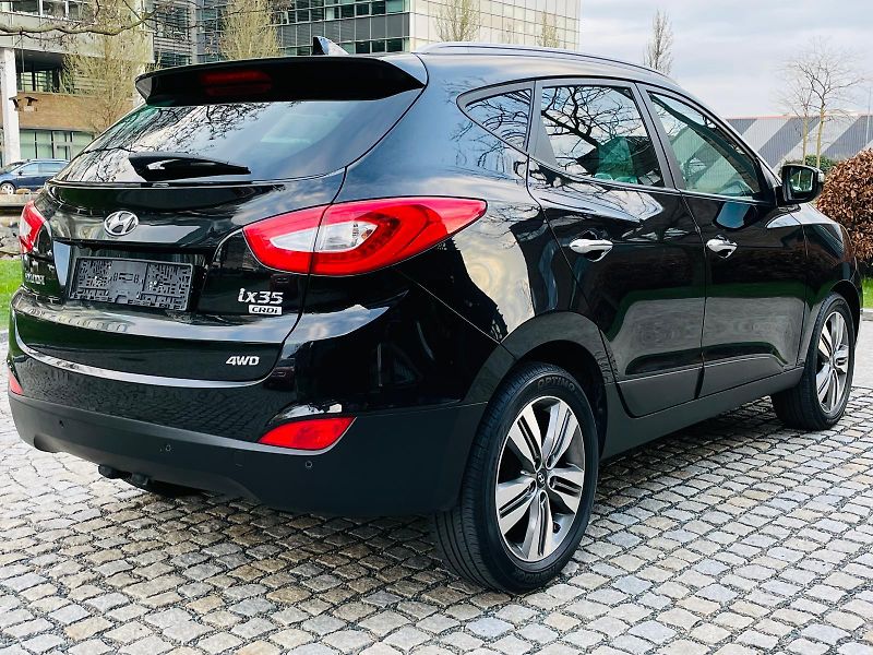 Hyundai ix35 2.0CRD 4X4 AUT KAMERA SERVISKA - fotka 12 z 44