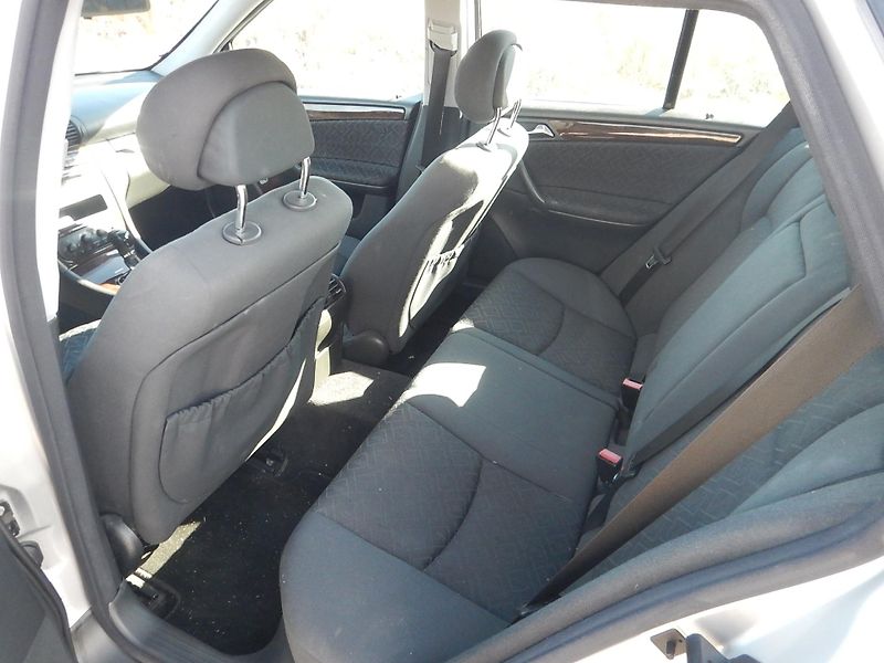 Mercedes-Benz Třídy C 2.2 Cdi 105 kw - fotka 9 z 13