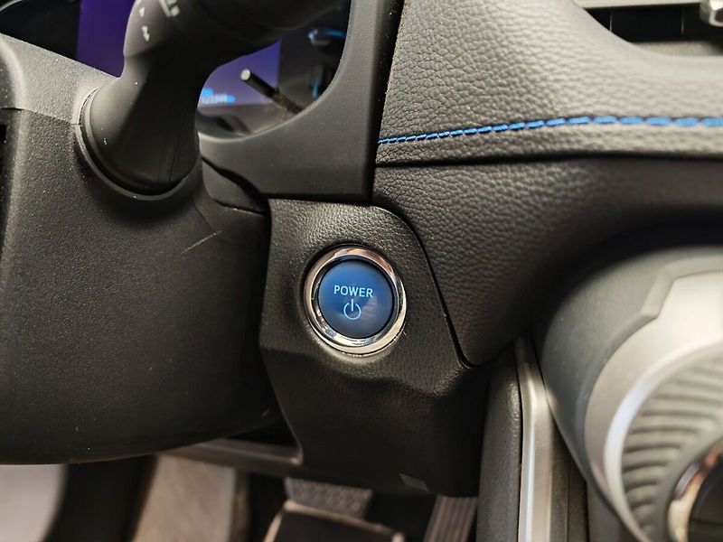 Toyota RAV4 2.5 Hybrid Selection 4WD - fotka 29 z 38