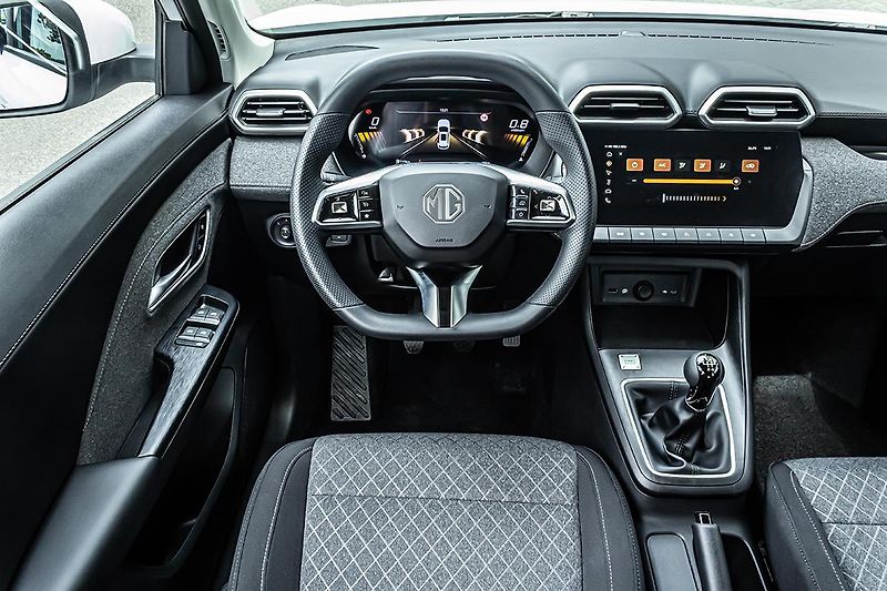 MG ZS (2026) 1,5 MT  Excite - fotka 12 z 18