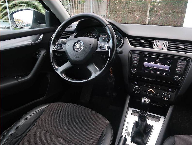 Škoda Octavia (2015) Ambition 2.0 TDI, Automat - fotka 7 z 20