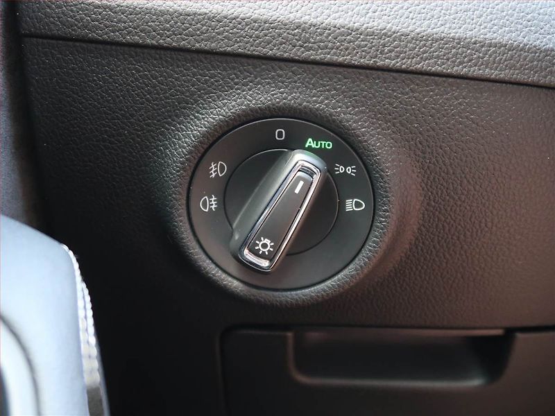 Škoda Superb (2020) Sportline iV 1.4 TSI PHEV - fotka 26 z 29