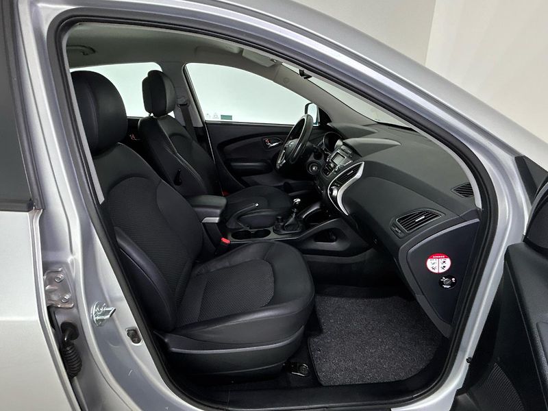 Hyundai ix35 SUV - fotka 9 z 29