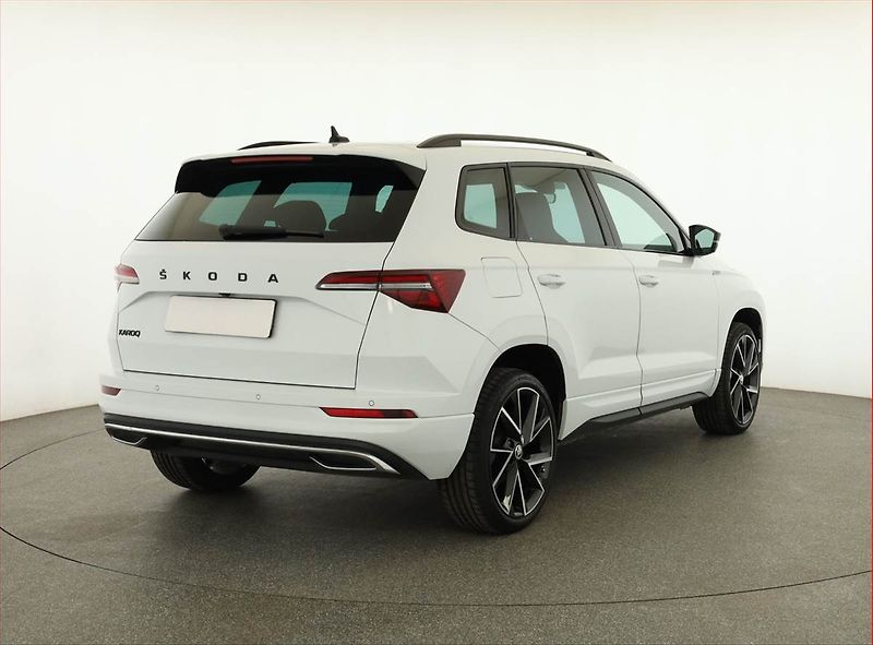 Škoda Karoq (2023) Sportline 1.5 TSI - fotka 5 z 18