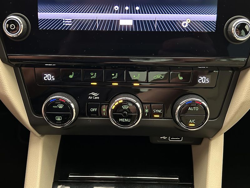 Škoda Octavia 2.0 TDI Style Plus - fotka 8 z 30