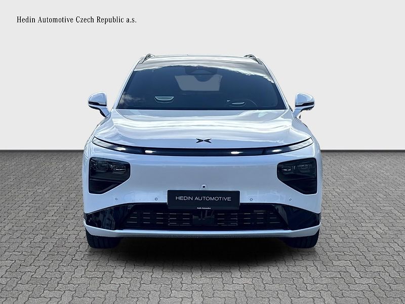 Xpeng G9 (2026) G9 AWD Performance (Nová G9) - fotka 8 z 15