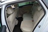 Škoda Superb (2018) COMBI III. 2,0 TSI DSG 4X4 - náhled 15