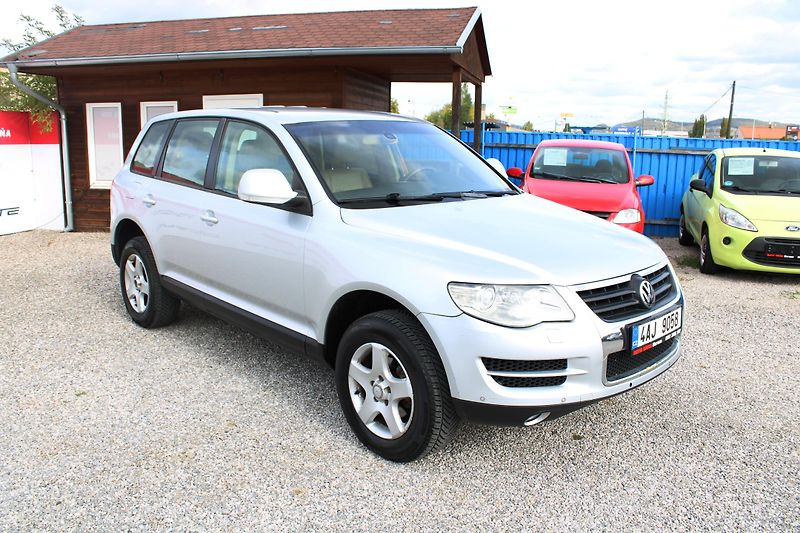 Volkswagen Touareg (2007) 2.5 TDI R5 PRUŽINY XENONY KŮŽE - fotka 1 z 19