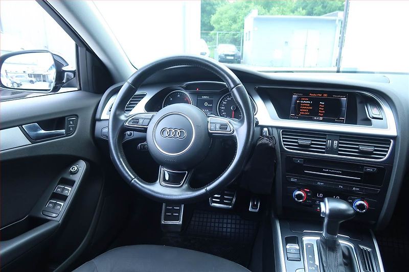 Audi A4 (2015) 2.0 TDI, Automat, Serv.kniha - fotka 7 z 23