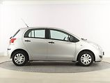 Toyota Yaris (2010) 1.0 VVT-i, Serv.kniha - náhled 6