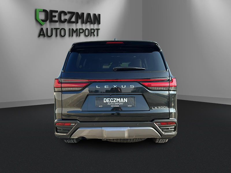 Lexus LX 700h (2025) OVERTRAIL+  - fotka 6 z 24