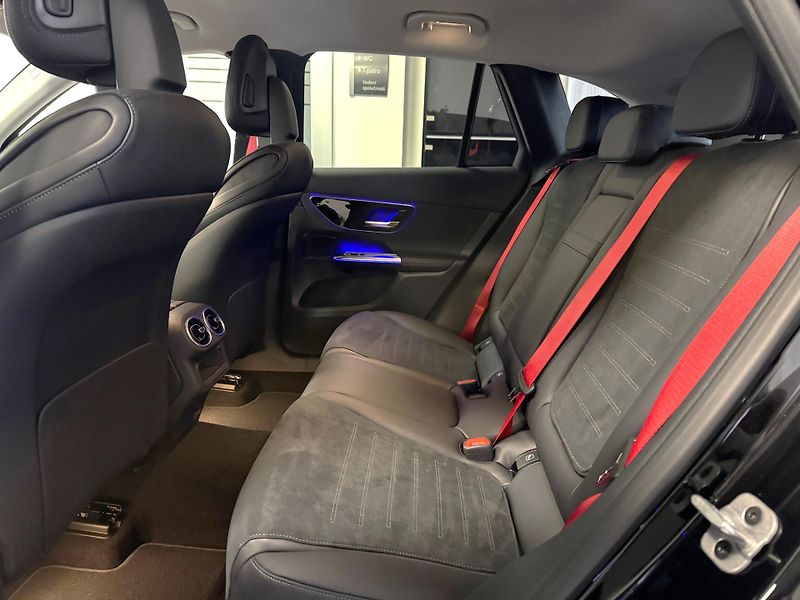 Mercedes-Benz GLC (2026) GLC 300 de 4MATIC - fotka 3 z 5