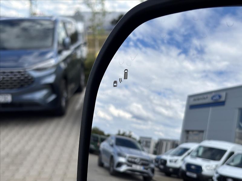 Ford Tourneo Custom 2,5 PHEV 171kW Titanium X L2 - fotka 34 z 56