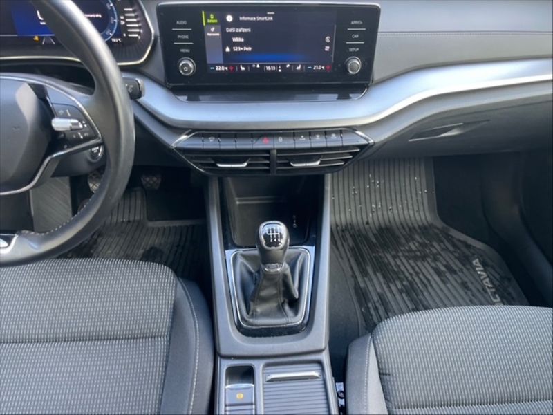 Škoda Octavia 2,0 TDI Ambition - fotka 10 z 11