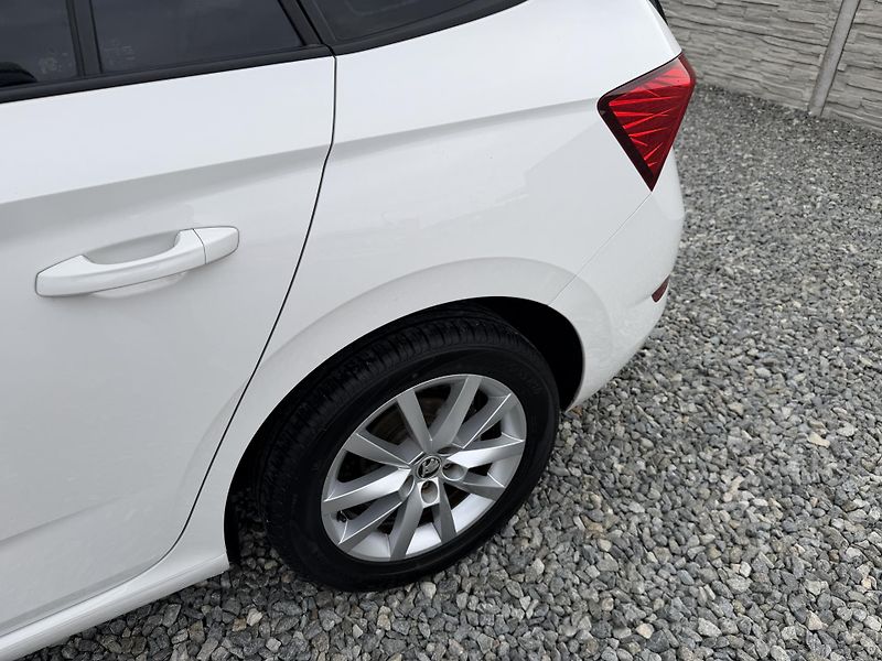 Škoda Scala 1.6TDi 115PS 6R STYLE LED STK! - fotka 31 z 153