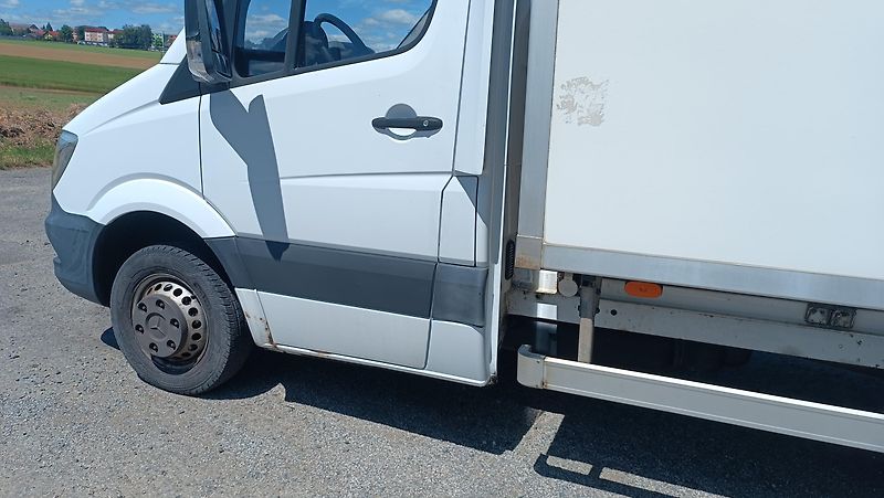 Mercedes-Benz Sprinter 513 CDi Chladírenská skříň  - fotka 13 z 21