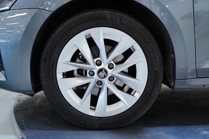Škoda Octavia - fotka 10 z 27