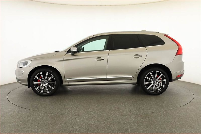 Volvo XC60 (2014) D4, Automat, Serv.kniha, Navi - fotka 3 z 14