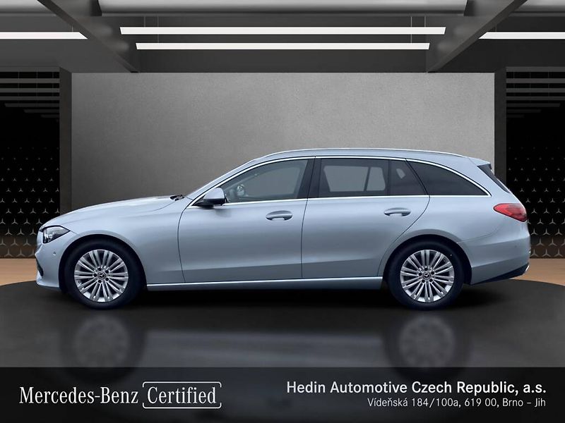 Mercedes-Benz Třídy C (2025) 220 d 4MATIC kombi - fotka 2 z 27
