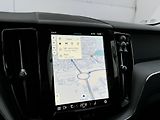Volvo XC60 PLUS DARK B4 AWD 145kW - náhled 21