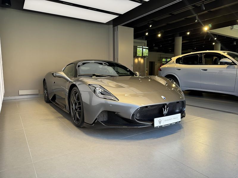 Maserati MC20 (2023) 630HP*PPF*FULL CARBON* - fotka 3 z 24