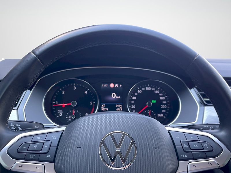 Volkswagen Passat (2023) 2.0TDI 110kW DSG Business - fotka 9 z 34
