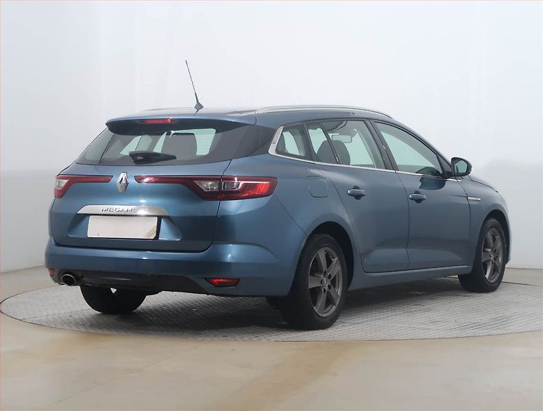 Renault Mégane (2017) 1.2 TCe, Navi, Tempomat - fotka 5 z 16
