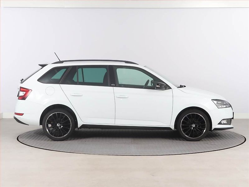 Škoda Fabia (2019) Monte Carlo 1.0 TSI - fotka 6 z 16