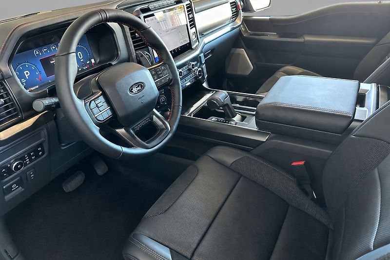 Ford F-150 (2026) Raptor - fotka 7 z 10