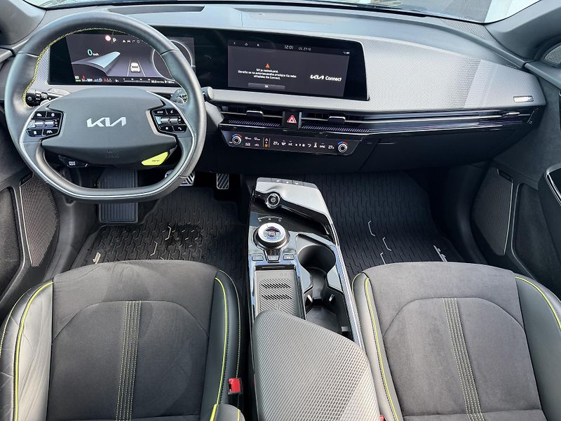 Kia EV6 (2023) gt 430KW ČR 1. MAJITEL - fotka 12 z 16