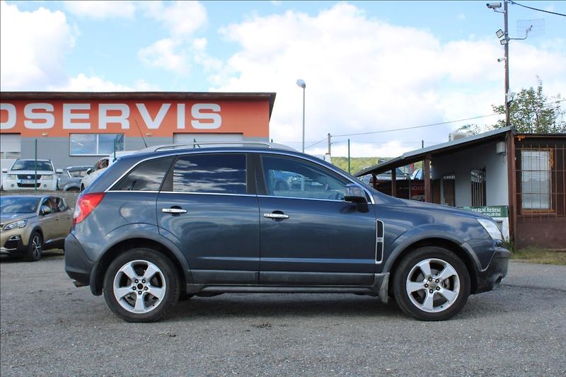 Opel Antara 2,0 CDTi  4 x 4, TAŽNÉ - fotka 4 z 23