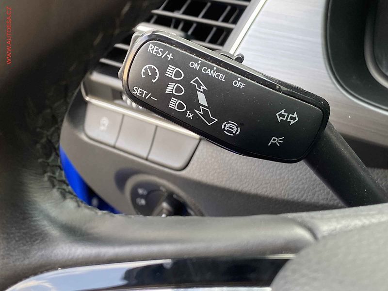 Škoda Fabia (2019) 1.0TSi, ČR, Style, LED - fotka 13 z 17