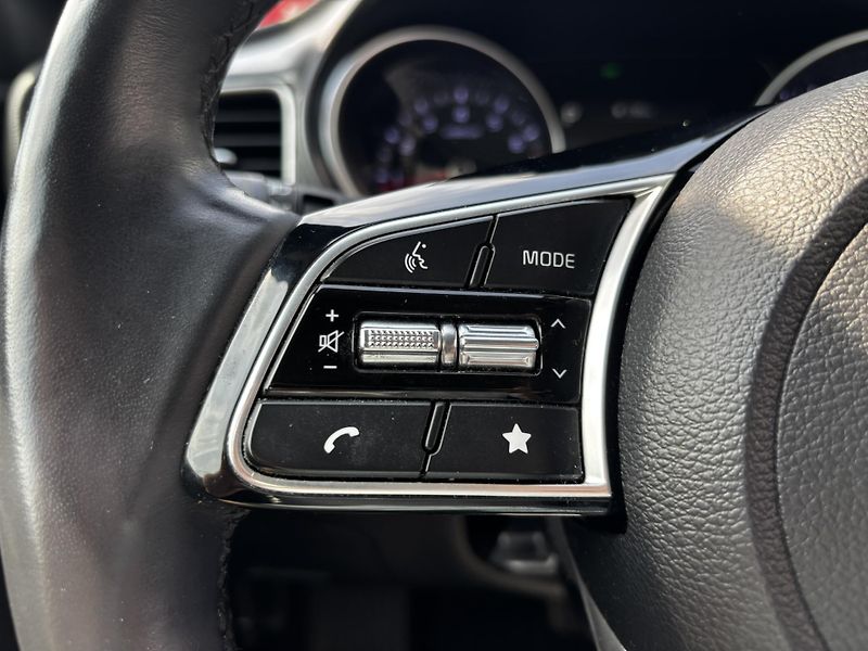 Kia Ceed (2023)  Exclusive 1.5 T-GDI (118 kW) - fotka 12 z 15