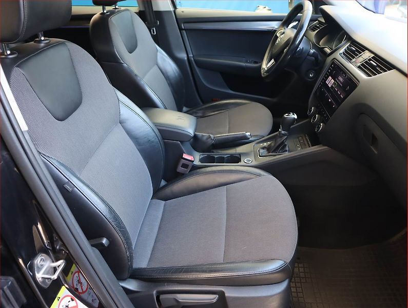 Škoda Octavia (2017) 2.0 TDI, Automat, Navi - fotka 9 z 20