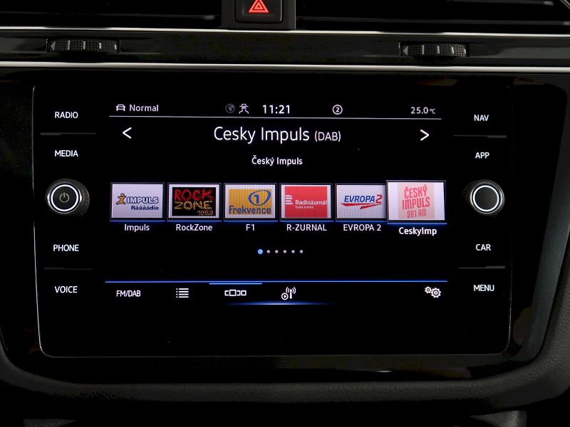 Volkswagen Tiguan (2022) EDICE URBAN 2.0TDI 110KW 4x4 D - fotka 21 z 35