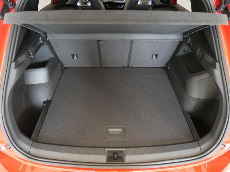 Volkswagen Tiguan - fotka 25 z 25