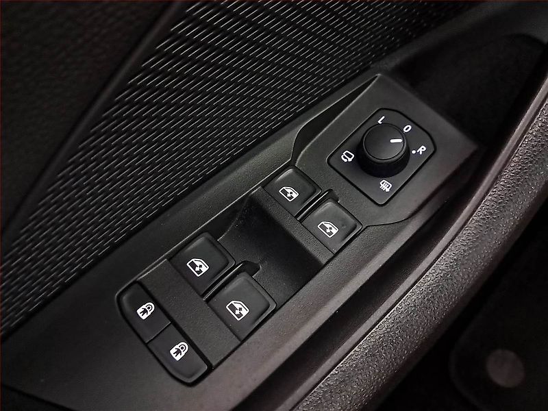 Škoda Octavia (2025) RS 2.0 TSI, RS, Navigace - fotka 23 z 23