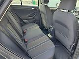 Volkswagen T-Roc (2022) 1.5 TSI DSG Style 110kW ZÁRUKA - náhled 26