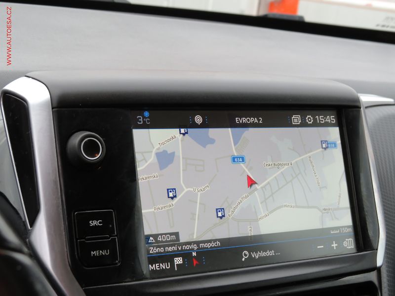 Peugeot 2008 (2017) 1.2PT, ČR, Active - fotka 17 z 28