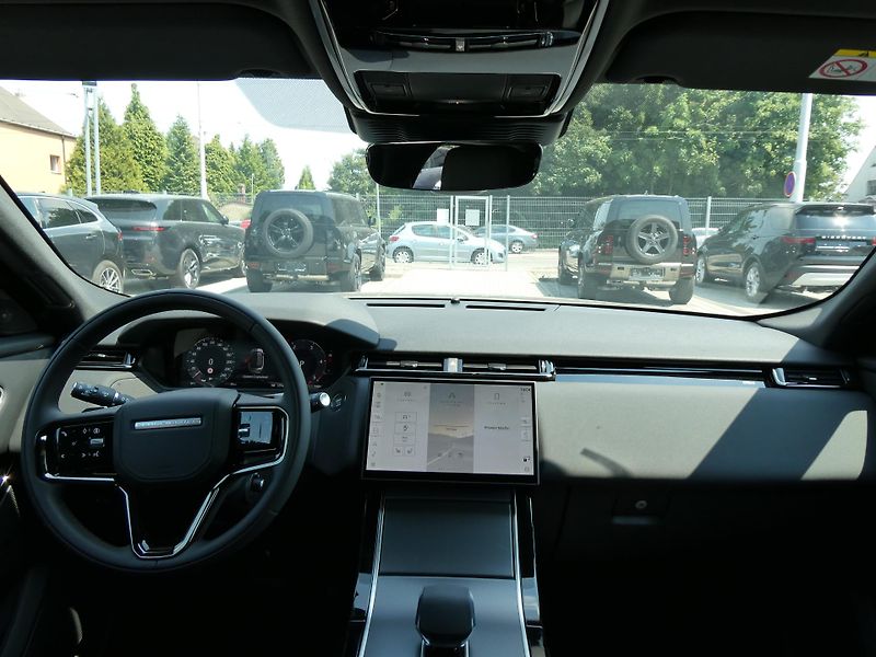 Land Rover Range Rover Velar (2026) 2,0 S D200 - fotka 17 z 20