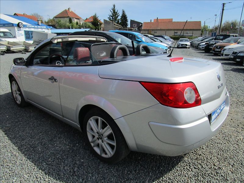 Renault Mégane 2.0T 16V, Cabrio - fotka 6 z 47